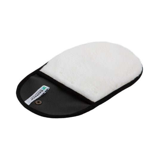 Travel cleaner white