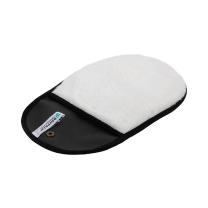 Travel cleaner white